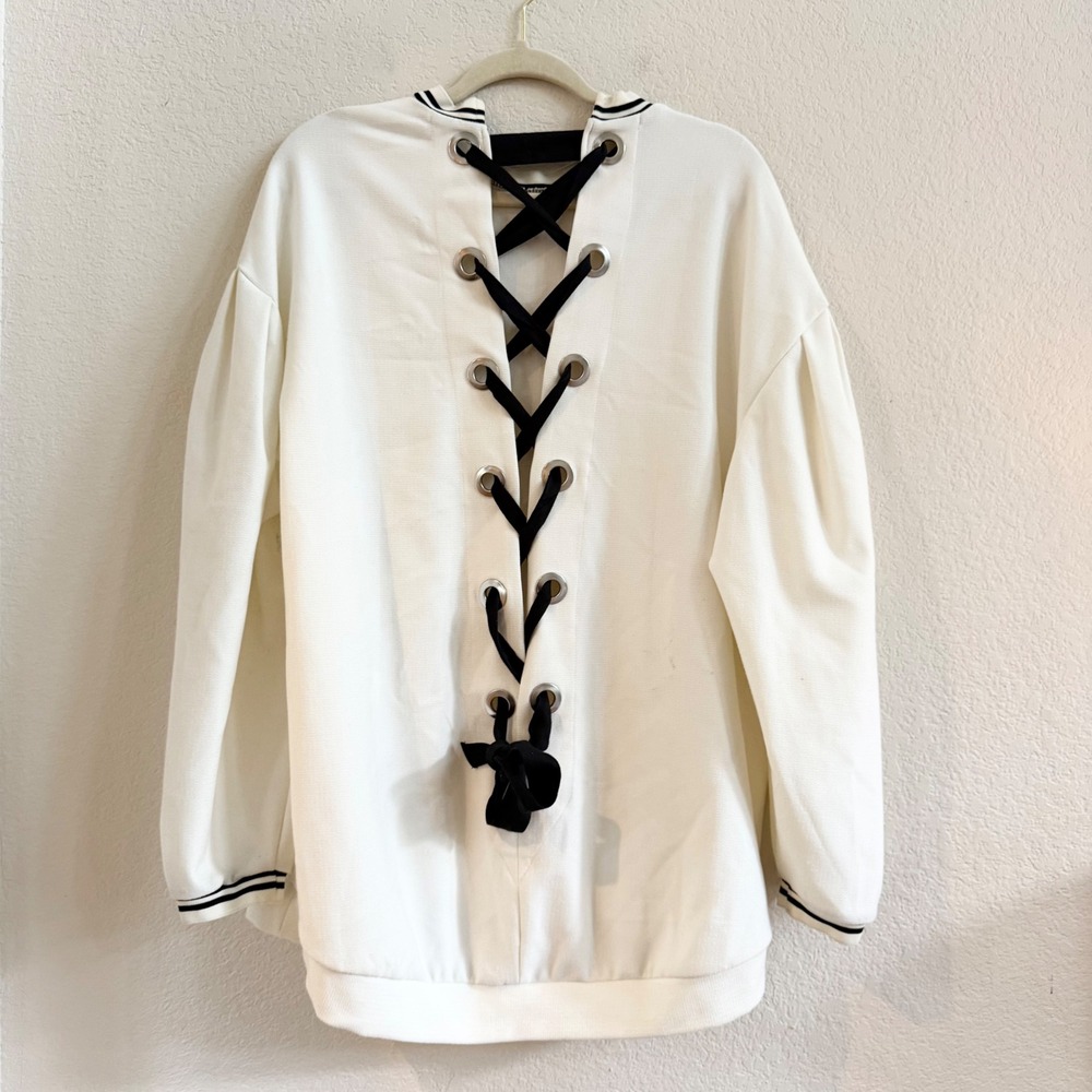 Zara Trafaluc Cream Lace Up Back‎ Puff Sleeve Sweatshirt White Black Trim Size M